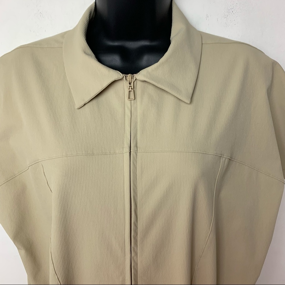 lululemon athletica Beige Short-Sleeve Utility Romper - Picture 3 of 10